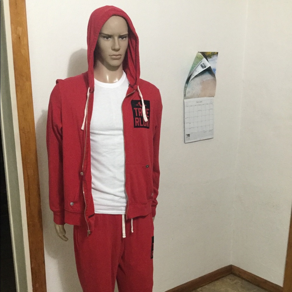 Authentic True Religion Men’s Jogging Suit
